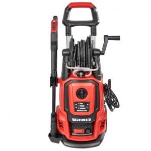 Характеристики на Мийка високого тиску Vitals Master Am 7.5-195w digital premium Тип двигуна щітковий (колекторний) Матеріал обмотки двигуна мідь Потужність, Вт 2400 Напруга, В 230 Частота струму, Гц 50 Матеріал помпи алюміній Номінальний тиск, бар 85-130 Максимальний тиск, бар 195 Максимальний потік, л / год 450 Максимальна температура води на вході, ° С +50 Максимальний тиск подачі води, бар 12 Довжина кабелю, м 5 Довжина шлангу, м 7 Габарити паковання, мм 395×370×755 Маса нетто / брутто, кг 14,8 / 17,5 Опис мийки високого тиску Vitals Master Am 7.5-195w digital premium Мийка високого тиску Vitals Master Am 7.5-195w digital premium — високоякісний компактний побутовий інструмент, призначена для ефективного очищення поверхонь від забруднень струменем води під високим тиском. Дана модель характеризується високою продуктивністю. Використовується в домашньому господарстві для очищення від бруду фасадів та елементів будівель, садових меблів, дерев та ін., для миття автомобілів, катерів, мотоблоків, газонокосарок та іншої сільськогосподарської техніки. Приводний електродвигун і насос високого тиску об’єднані в блок. Робочий інструмент — пістолет з форсункою — під’єднаний до насоса довгим семиметровим шлангом високого тиску з металевим обплетенням. Щоб шланг не займав занадто багато місця, не заважав роботі й переміщенню, мийка оснащена спеціальною котушкою для намотування шлангу. Для зручності переміщення мийка оснащена колесами та телескопічною ручкою. Сенсорна панель керування Сенсорна панель дозволяє керувати тиском подачі води для максимально ефективоного і в той же час делікатного очищення різного типу поверхонь. Цифрова панель дозволяє вибрати один з трьох запрограмованих режимів (мінімальний / середній / максимальний). Пістолет з сенсорним керуванням На пістолеті реалізоване дистанційне бездротове керування режимами тиску струменя за допомогою винесених на руків’я сенсорних кнопок. Таким чином для зміни тиску води немає необхідності підходити до мийки. Двигун з мідною обмоткою Мийка оснащена колекторним електродвигуном потужністю 2400 Вт. Від перевантаження й перегріву двигун захищає датчик температури. Обмотки двигуна виготовлені зі 100% міді. Завдяки цьому вони витримують більш високу робочу температуру в порівнянні з виготовленими з алюмінію або мідно-алюмінієвого сплаву. Алюмінієва помпа Трипоршневий осьовий насос виготовлений із алюмінієвого сплаву. Сплав має підвищену стійкість до впливу абразивних частинок, що збільшує термін служби мийки. Висока продуктивність насоса (7,5 л / хв) та значний тиск води на виході (до 195 бар) сприяють прискоренню процесу миття. Довгий та міцний шланг Мийка оснащена зносостійким шлангом високого тиску. Усередині шлангу є металеве обплетення, що робить його дуже міцним та стійким до перегинів та заломів. Довжина шлангу 7 метрів, що дає змогу мити легковий автомобіль з усіх сторін, не переміщаючи мийку. Пінна насадка в комплекті Мийка комплектується пінною насадкою для створення піни із суміші води й розчину для безконтактної мийки. На пінній насадці встановлено регулятор для формування густої піни і в той же час для максимально ефективного використання мийного засобу. Фільтри тонкої очистки води Для захисту помпи від потрапляння абразивних частинок, в комплекті є два фільтри тонкої очиочистки води. Другий додатковий фільтр зазвичай використовують у разі під’єднання до відкритих джерел води. Функція самовсмоктування Насос є самовсмоктувальним. Це дає змогу використовувати для водопостачання мийки відкриті джерела — діжки, баки та ін. Функція «автостоп» У разі припинення подачі води в пістолеті спрацьовує механізм автоматичної зупинки двигуна. Він допомагає вберегти помпу від перегріву та швидкого зносу. Абсолютна гарантія 36 місяців На всі частини мийки Vitals Master Am 7.5-195w digital premium, за винятком швидкозношуваних елементів, встановлена гарантія 36 місяців. Гарантія враховує всі випадки, обумовлені прихованим виробничим браком.